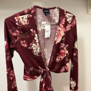 *NWT* Rue 21 Cropped Front-tie Rose Top - Small